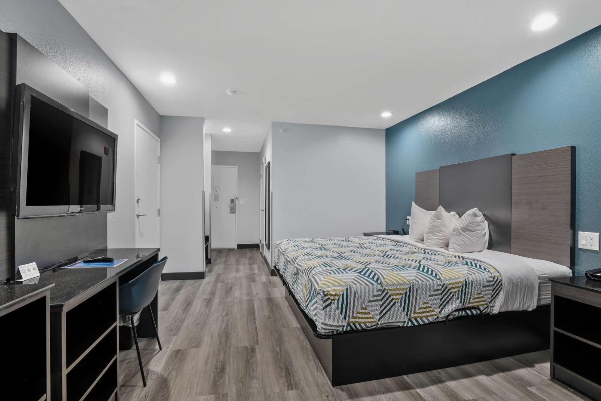 Hotel 6 Perris, Ca