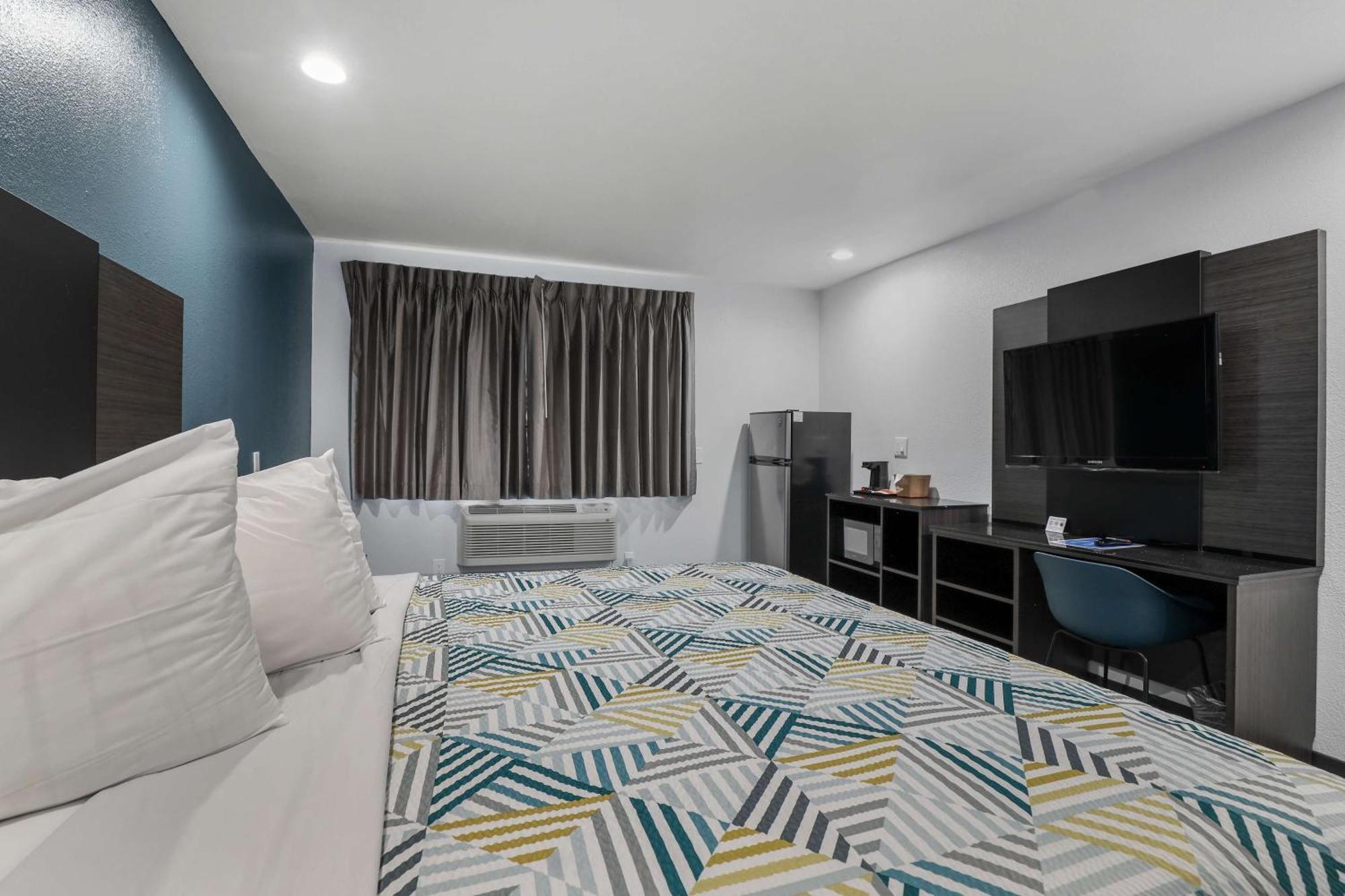 6 Perris, Ca Perris