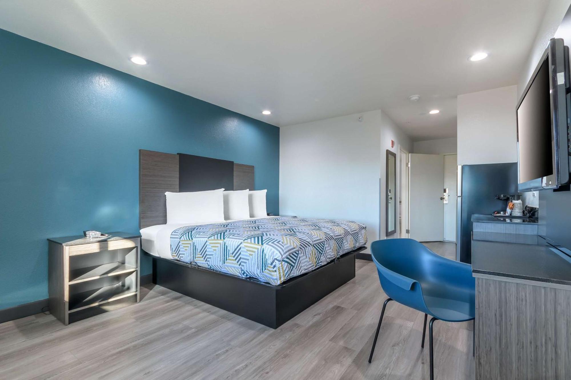 6 Perris, Ca Hotel Perris
