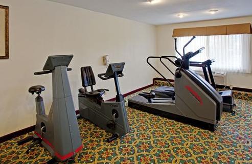 6 Perris, Ca Hotel 4*
